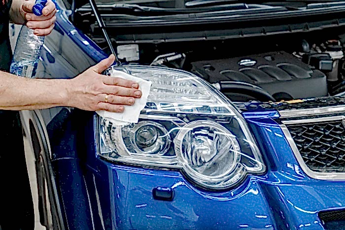 Бронирование фар защитной плёнкой Бронирование фар защитной плёнкой