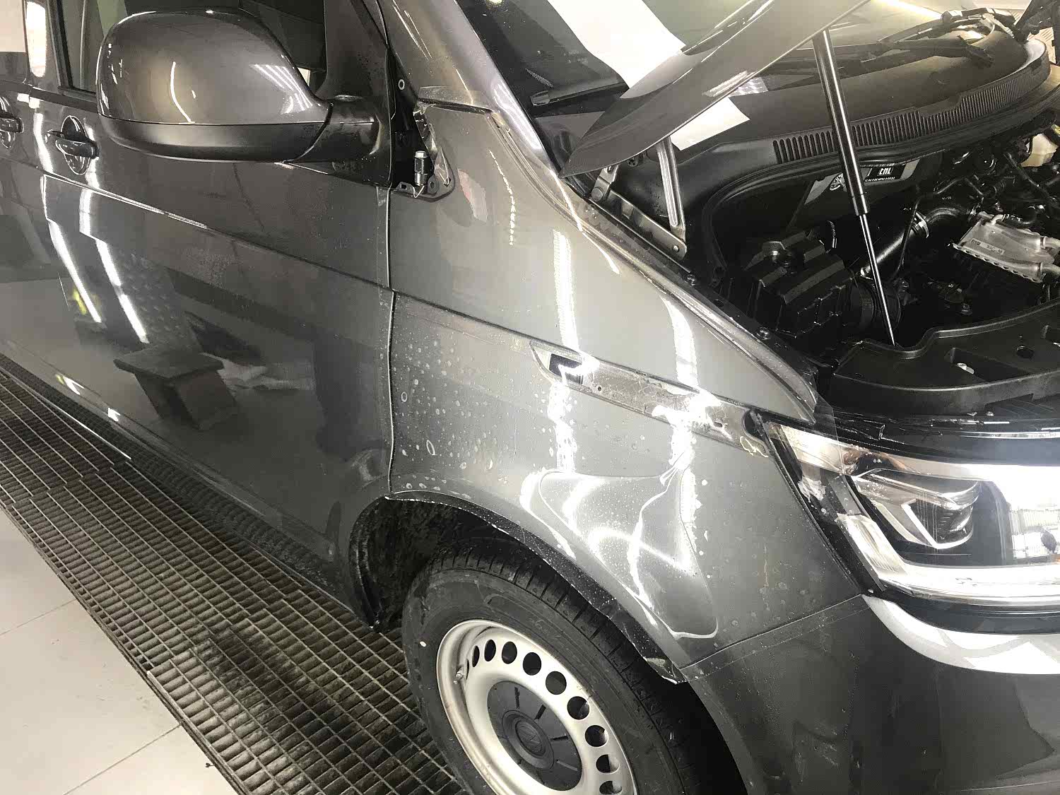 Бронирование кузова плёнкой Бронирование кузова плёнкой