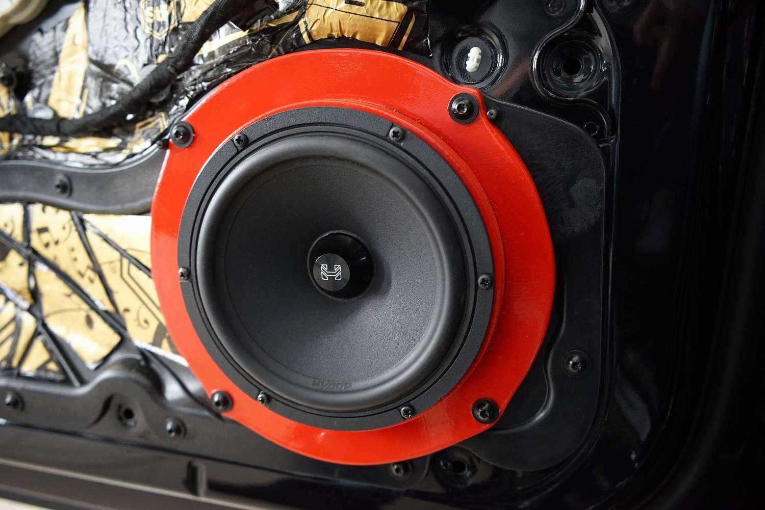 Установка автозвука Установка автозвука