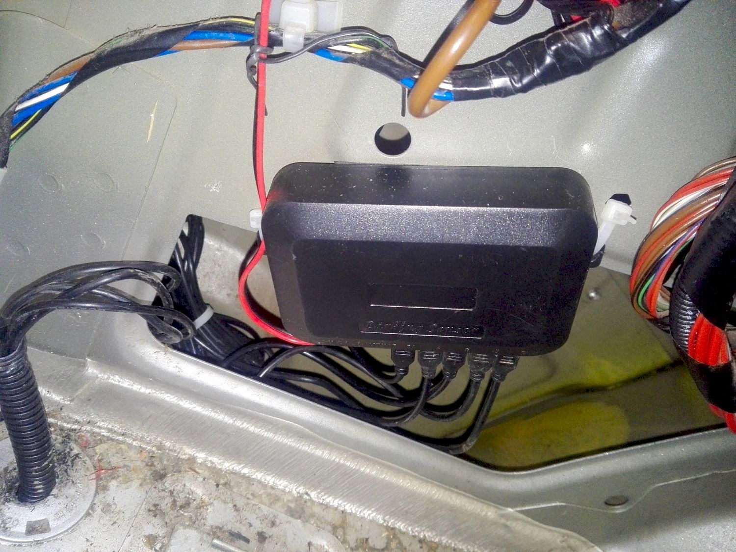 Установка парктроников Установка парктроников